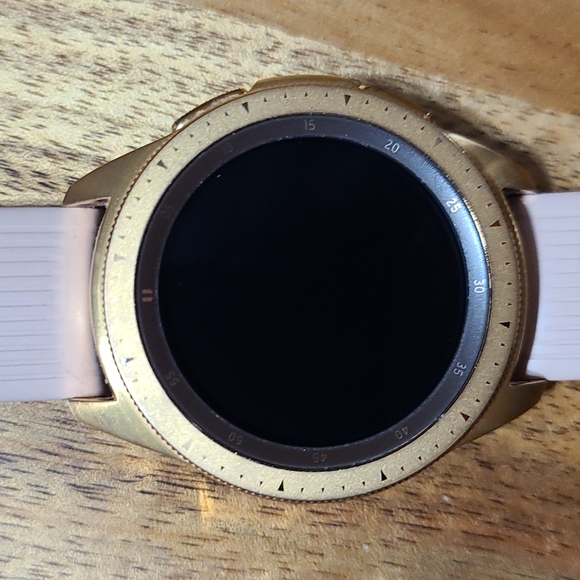 Samsung Galaxy Smart Watch - Picture 6 of 9